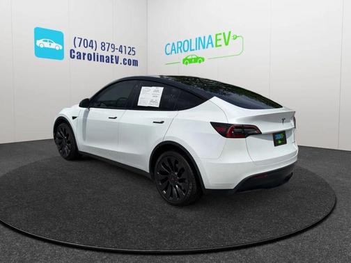 White 2023 Tesla Model Y Long Range Dual Motor All-Wheel Drive