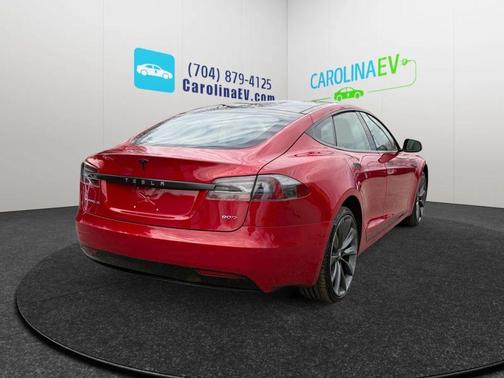 2016 Tesla Model S 90D