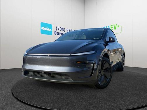 2026 Tesla Model Y Standard Rear-Wheel Drive