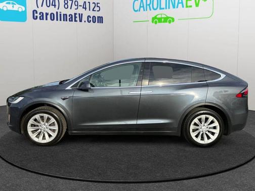 Gray 2017 Tesla Model X 100D
