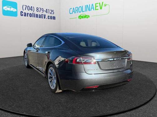 2016 Tesla Model S 90D