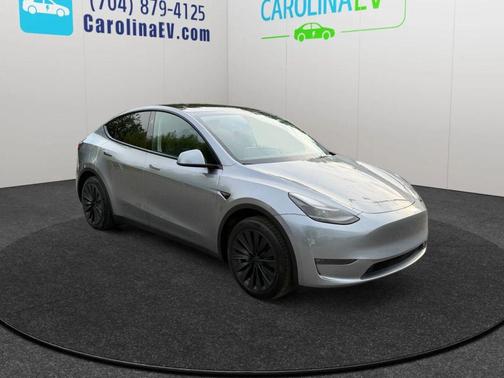 2024 Tesla Model Y Long Range Dual Motor All-Wheel Drive
