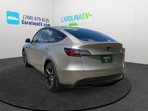 2021 Tesla Model Y Long Range Dual Motor All-Wheel Drive
