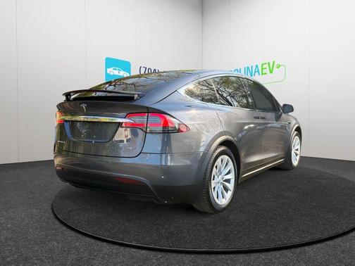 Gray 2018 Tesla Model X P100D