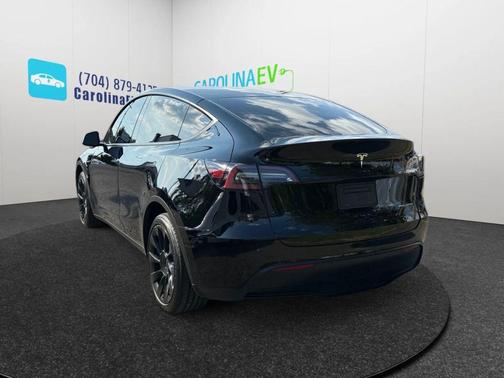 2023 Tesla Model Y Long Range Sport Utility 4D