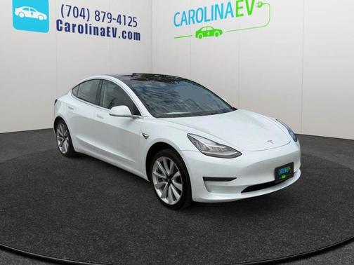 Pearl White Multi-Coat 2018 Tesla Model 3 Long Range
