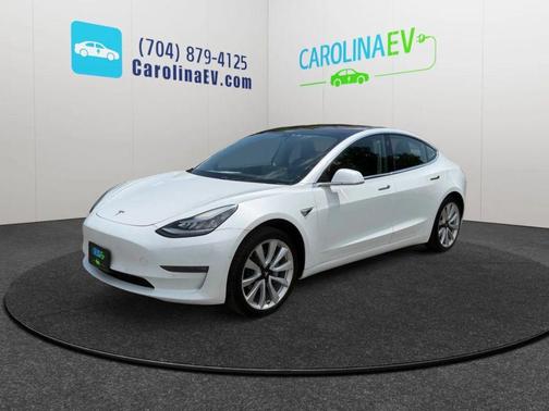 Pearl White Multi-Coat 2018 Tesla Model 3 Long Range