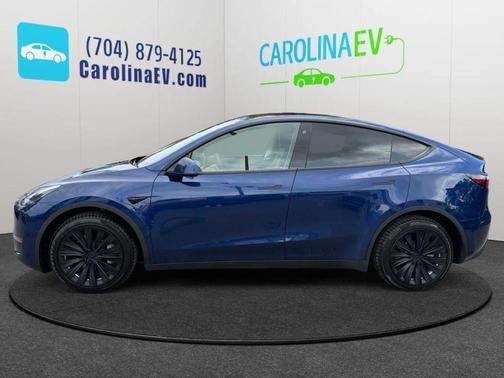 Deep Blue Metallic 2022 Tesla Model Y Long Range Dual Motor All-Wheel Drive