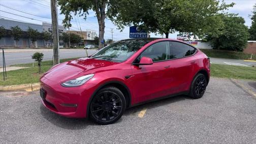2022 Tesla Model Y Long Range Dual Motor All-Wheel Drive