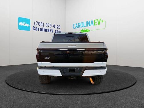 2023 Ford F-150 Lightning LARIAT