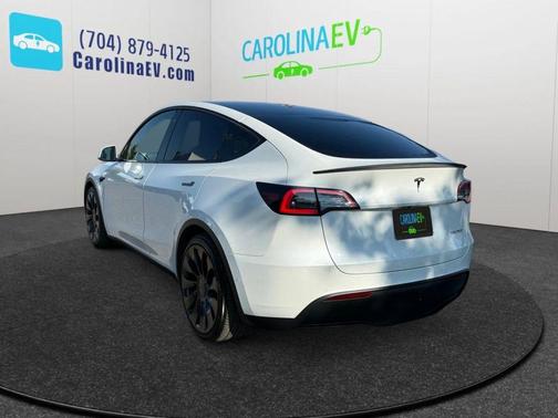 2022 Tesla Model Y Performance Dual Motor All-Wheel Drive