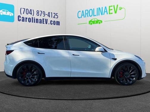 2022 Tesla Model Y Performance Dual Motor All-Wheel Drive