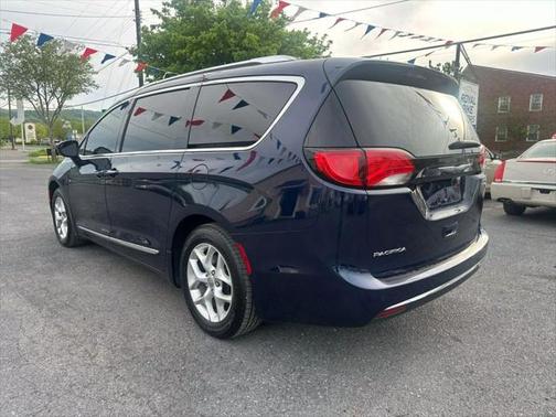 2018 Chrysler Pacifica Touring-L Plus