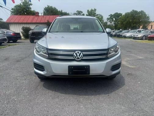 2016 Volkswagen Tiguan S