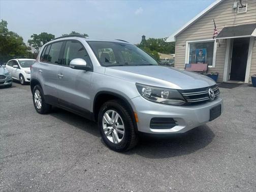 2016 Volkswagen Tiguan S