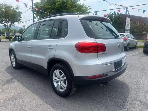 2016 Volkswagen Tiguan S