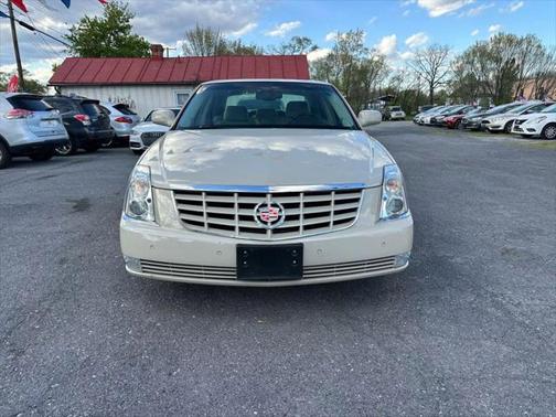 2011 Cadillac DTS Premium Collection