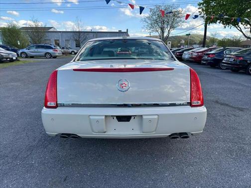 2011 Cadillac DTS Premium Collection