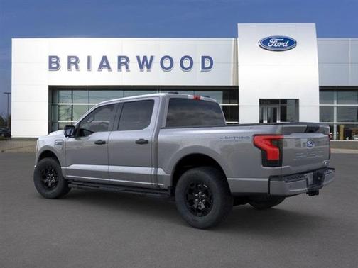 2025 Ford F-150 Lightning XLT