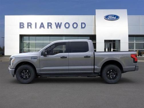 2025 Ford F-150 Lightning XLT