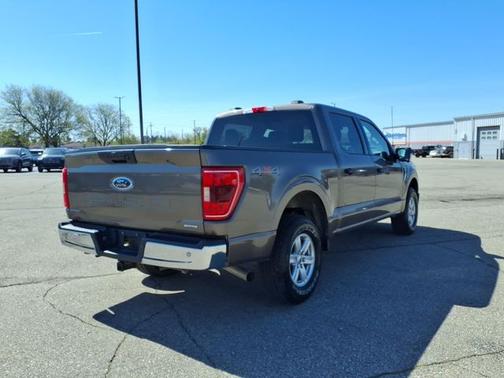 STONE GRAY METALLIC 2022 Ford F-150 XLT