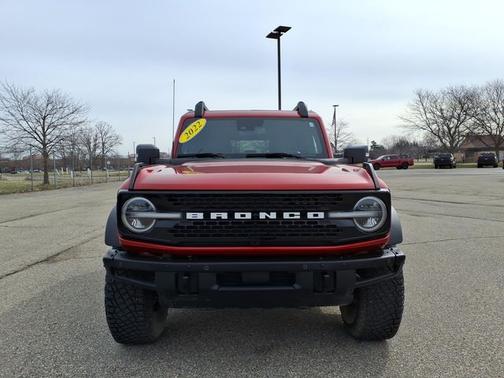 HOT PEPPER RED MET TINT CC 2022 Ford Bronco WILDTRAK