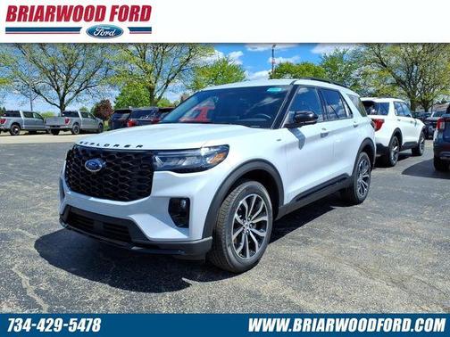 Space White Metallic 2026 Ford Explorer ST-Line