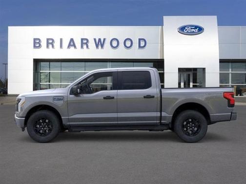 2025 Ford F-150 Lightning XLT