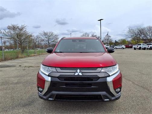 2020 Mitsubishi Outlander LE