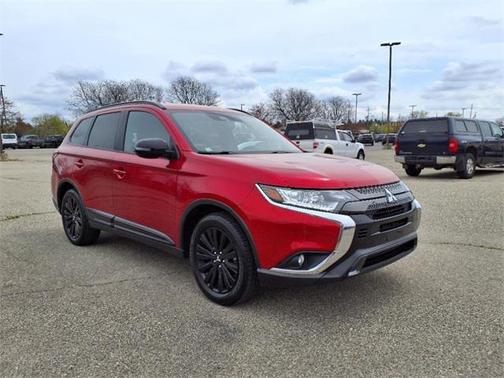 2020 Mitsubishi Outlander LE