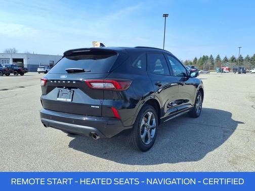 AGATE BLACK METALLIC 2024 Ford Escape ST-LINE