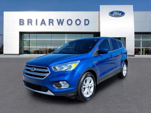 LIGHTNING BLUE METALLIC 2017 Ford Escape SE