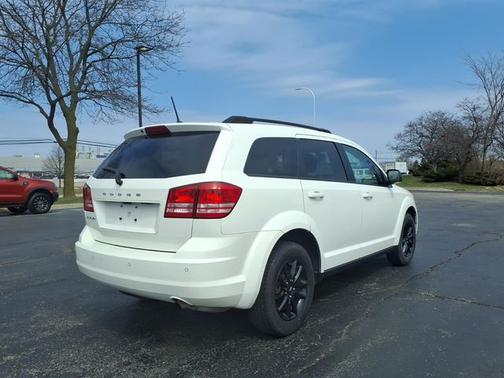 Vice White 2020 Dodge Journey SE VALUE