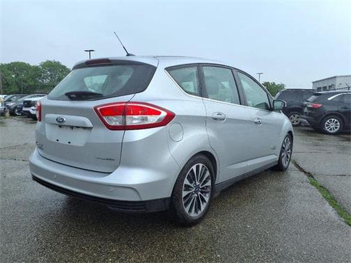 2017 Ford C-Max Energi Titanium