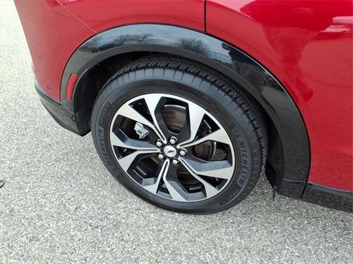 2021 Ford Mustang Mach-E PREMIUM