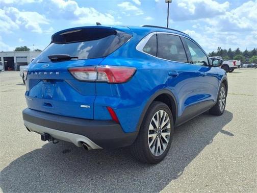 2020 Ford Escape Titanium