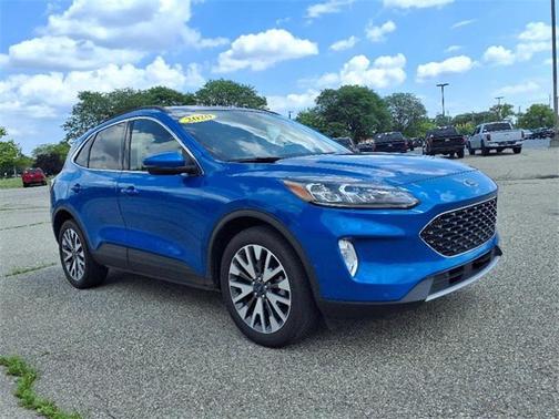 2020 Ford Escape Titanium