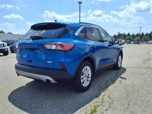 2020 Ford Escape SE
