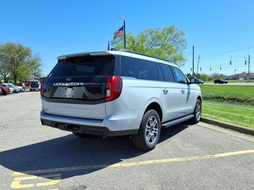 Space Silver 2026 Ford Expedition Max Active