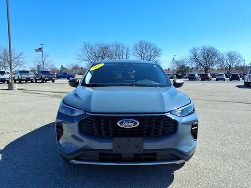Vapor Blue Metallic 2023 Ford Escape Active