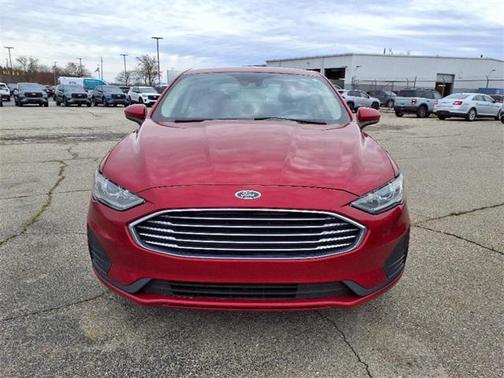 2020 Ford Fusion SE