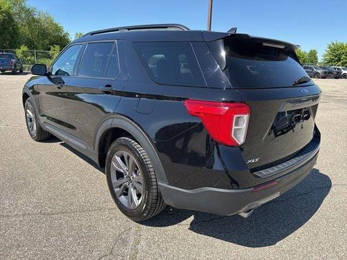 Black Metallic 2023 Ford Explorer XLT