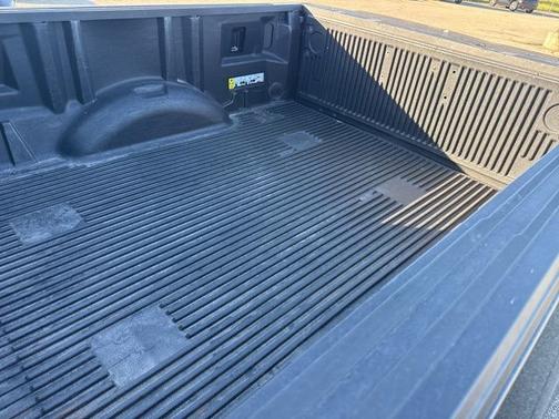 AGATE BLACK METALLIC 2023 Ford F-150 XLT