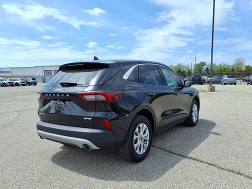 Black Metallic 2023 Ford Escape Active