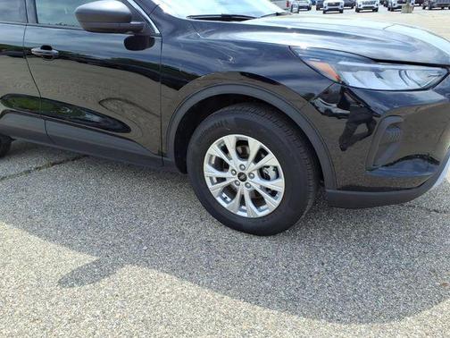 Black Metallic 2023 Ford Escape Active