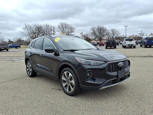 Agate Black Metallic 2025 Ford Escape Platinum