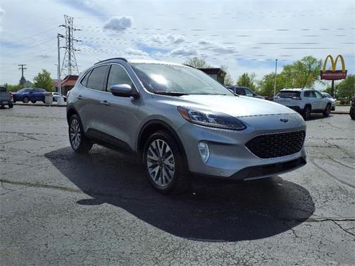 2022 Ford Escape Titanium