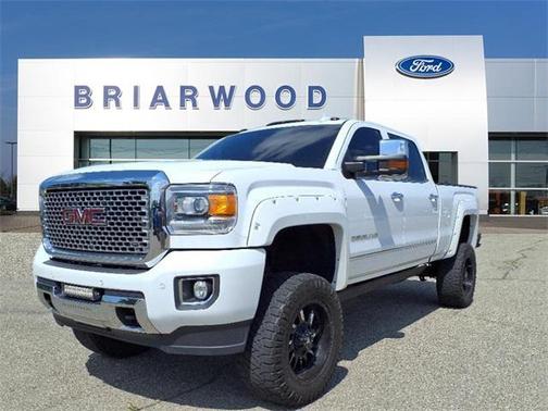 2015 GMC Sierra 2500 Denali
