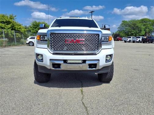 2015 GMC Sierra 2500 Denali
