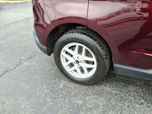 BURGUNDY VELVET MET TINT CC 2023 Ford Edge SEL